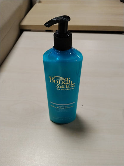 302212 - BONDİ SANDS Everyday Gradual Tanning Milk - Aromë me gjalpë kakaoje, Nxirje natyrale, Vetë-nxirës, 375 ml