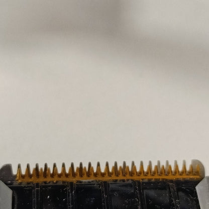 315462 - Makinë prerëse flokësh Seria 9000, kontroll dixhital me prekje, tehe titaniumi, 400 cilësime gjatësie, funksionim pa tel 120 minuta, modeli HC9450/15.