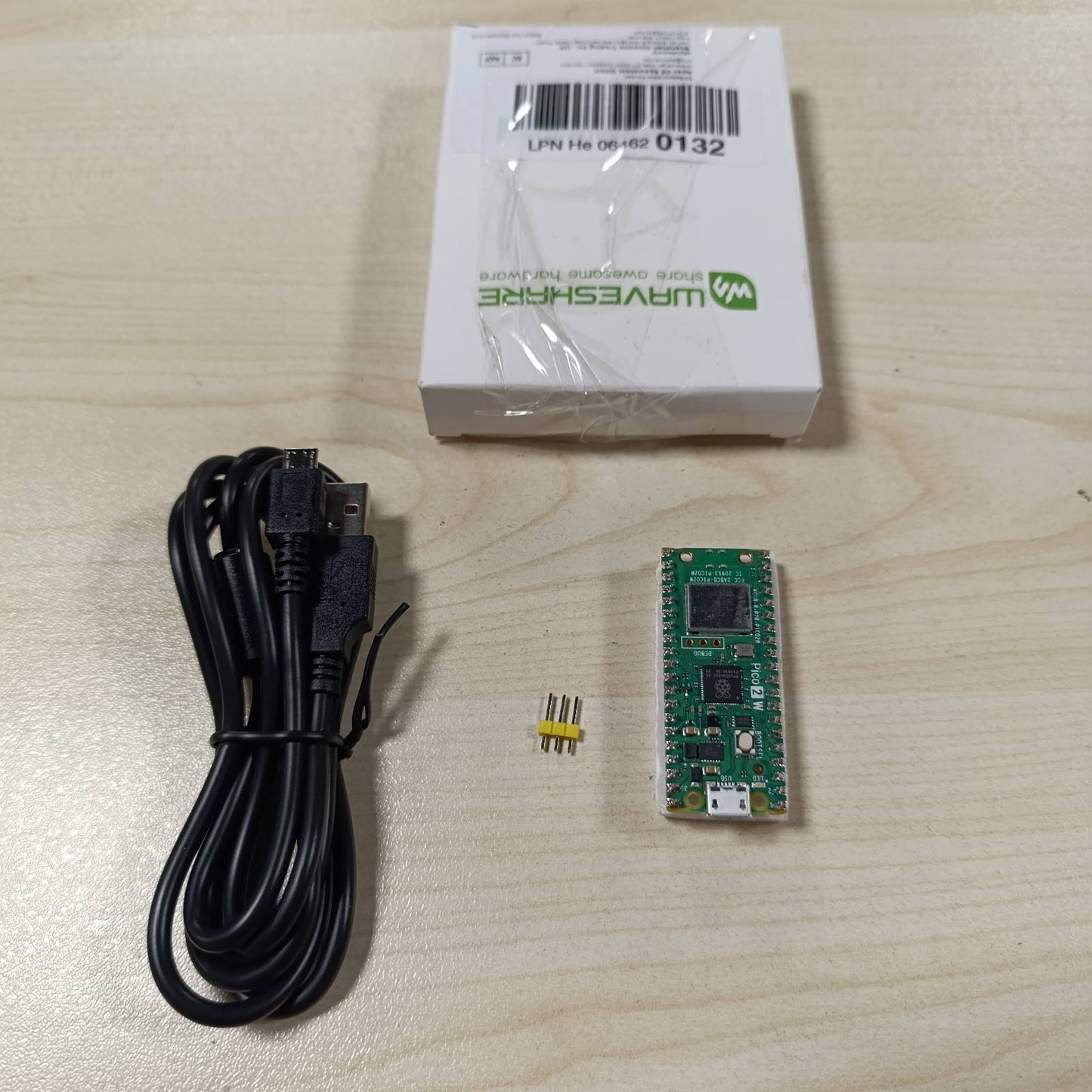 268931 - Raspberry Pi Pico 2 W, pllakë mikrokontrolluesi RP2350, mbështet WiFi dhe Bluetooth