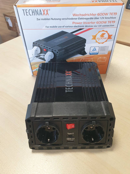 319615 - TECHNAXX Invertor 12V në 230V, 600W Fuqi e Vazhdueshme 1200W Piku, 2x Schuko & 2x USB 3.1A, TE19