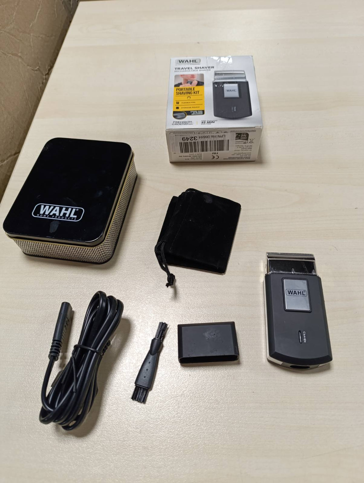 317639 - WAHL Rrojtore udhëtimi elektrike pa tel dhe e rikarikueshme për burra, ideale për udhëtime, për shkurtimin e flokëve dhe mjekrës, kompakte dhe e lëvizshme