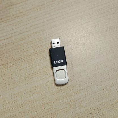 319780 - LEXAR JumpDrive 64GB, USB 3.0, 300MB/s lexim, 150MB/s shkrim, 10 ID të gjurmëve të gishtave