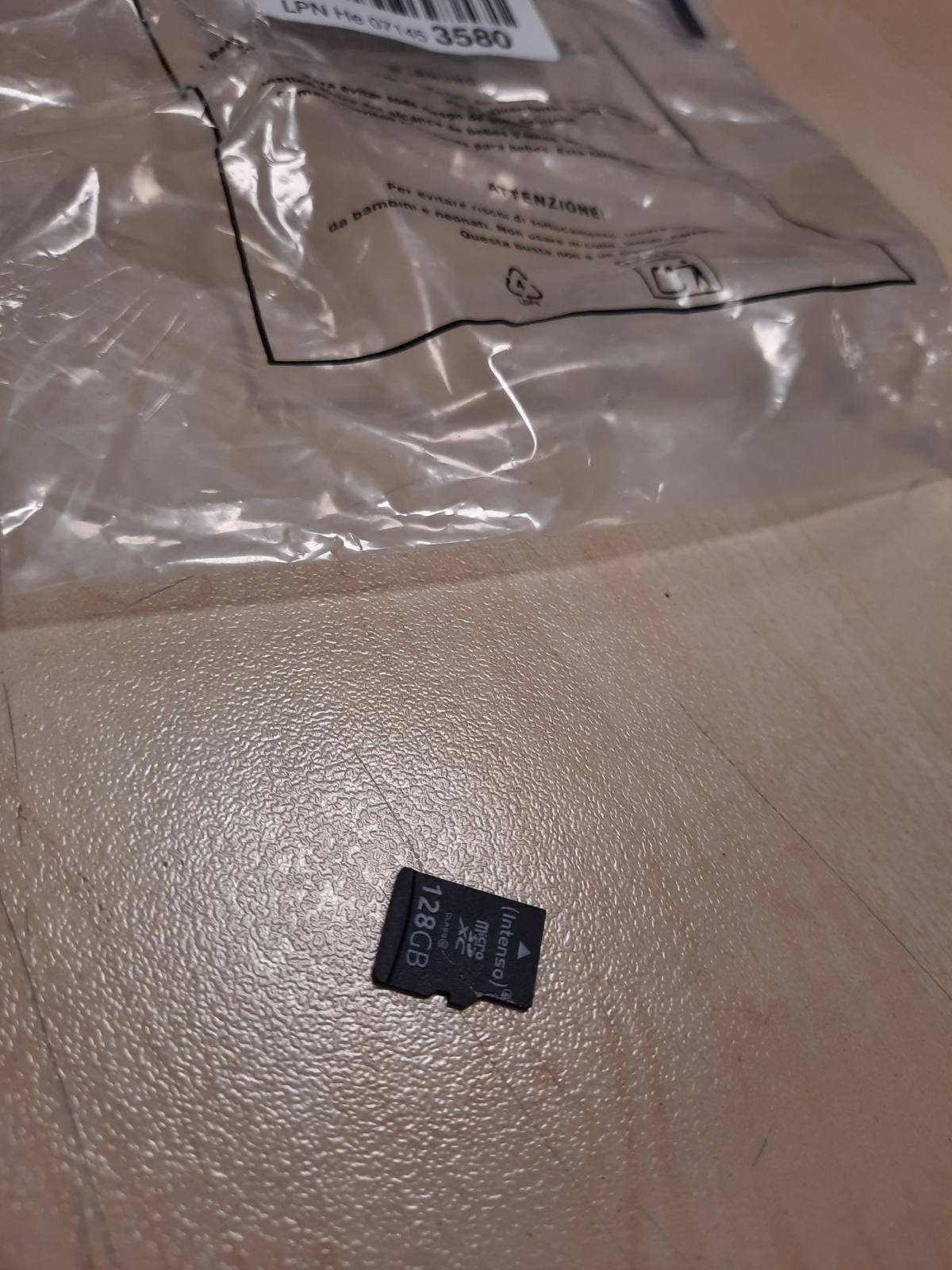 276798 - INTENSO Kartë memorieje microSDXC 128GB Klasa 10  e zezë