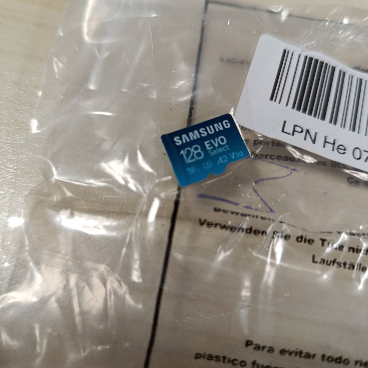276762 - Samsung EVO Select microSD kartë (2024) + adaptor SD | 128 GB | UHS-I U3 | 4K UHD | lexim 160 MB/s | MB-ME128SA/EU