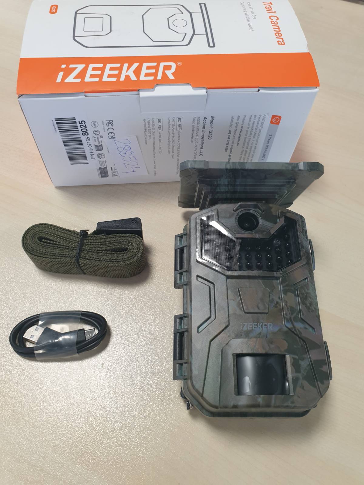 288524 - iZEEKER Kamera diellore për kafshët e egra 4K 30fps 48MP, 2600 mAh, me detektor lëvizjeje, IP66, pa Wi-Fi