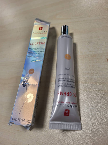275116 - ERBORIAN Krem CC me Centella Asiatica, 40 ml, mbrojtje nga dielli SPF 30, kozmetikë koreane, Doré