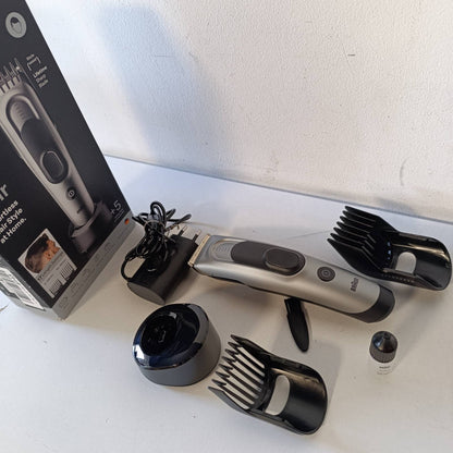 274953 - BRAUN Makinë prerëse flokësh pa tel HC7590, gri, 17 cilësime gjatësie, jetëgjatësi baterie 50 minuta, rezistente ndaj ujit, përfshin 5 aksesorë shtesë, tehe ultra të mprehta