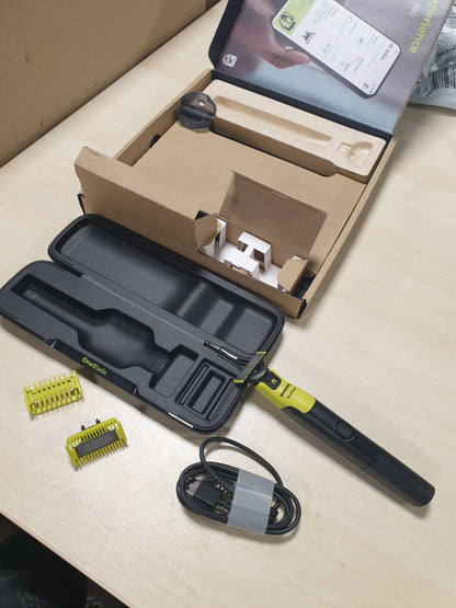274964 - PHILIPS OneBlade 360 Fytyrë & Body Makinë Elektrike për Shkurtimin e Mjekrës, Rrojtore dhe Pastrues Trupi me Teknologji 360, Pajisje Shkurtimi 5-në-1 e Rregullueshme, 1 Kit Trupi, Çantë Udhëtimi, QP4631/65