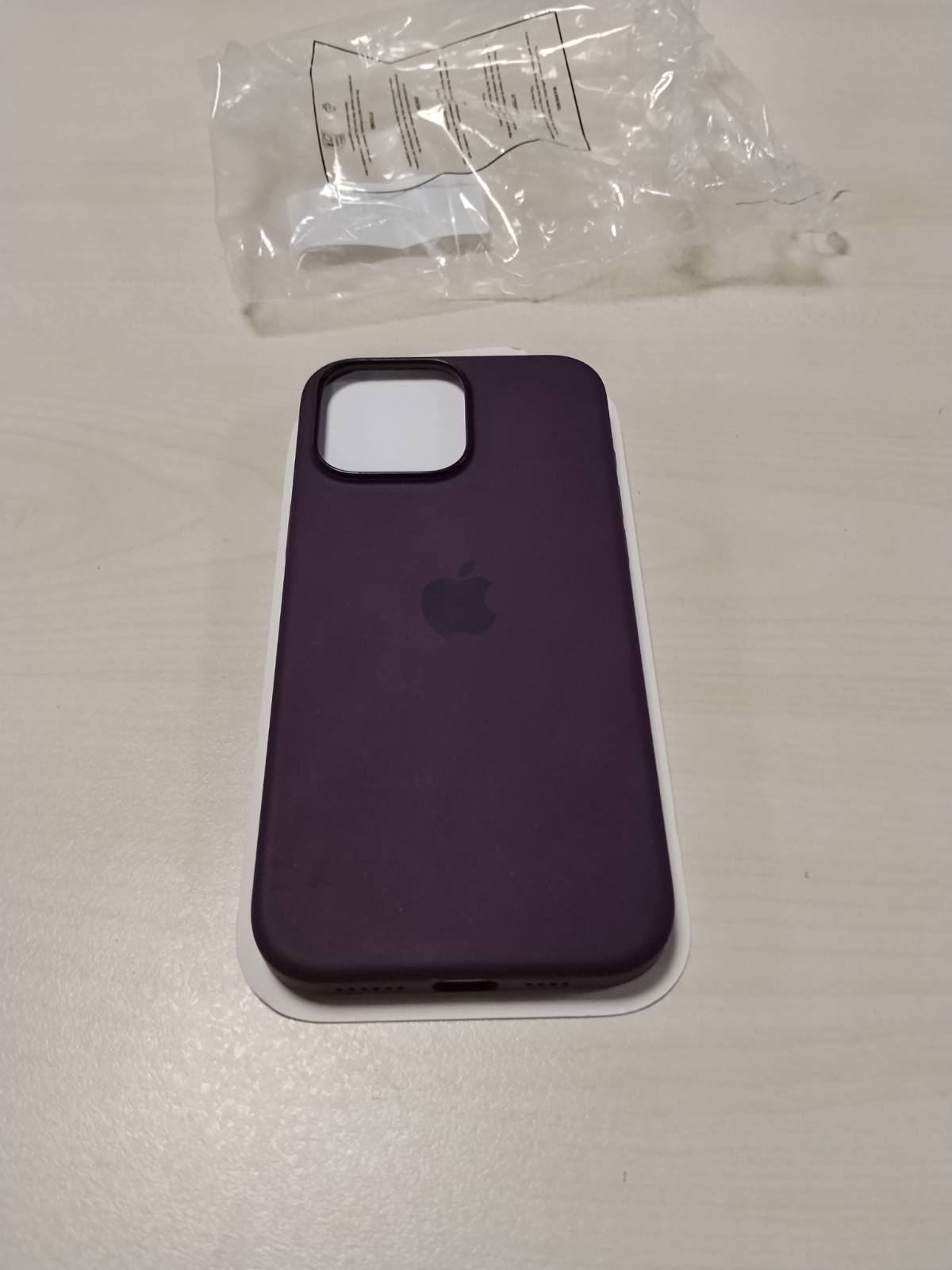 305191 - Mbështjellëse silikoni për APPLE iPHONE 16 PRO MAX me MagSafe, Ripe Plum