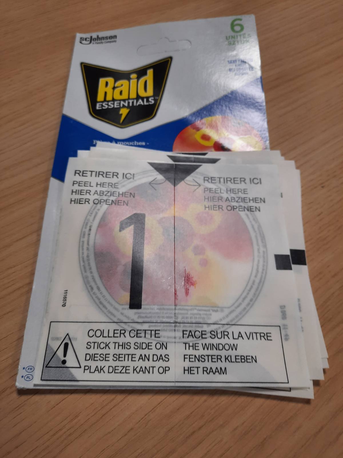 318756 - RAID ESSENTIALS Kurth për Mizat dhe Frutat, Ngjitëse për Dritare, Formë Lindjeje, 6 njësi