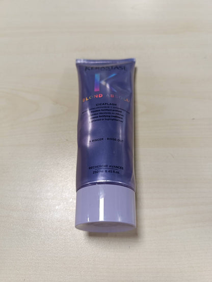 316320 - KERASTASE Balsam Blond Absolu Cicaflash, 250 ml, riparues dhe kundër thyerjes, flokë 98% më të fortë dhe 71% më të butë