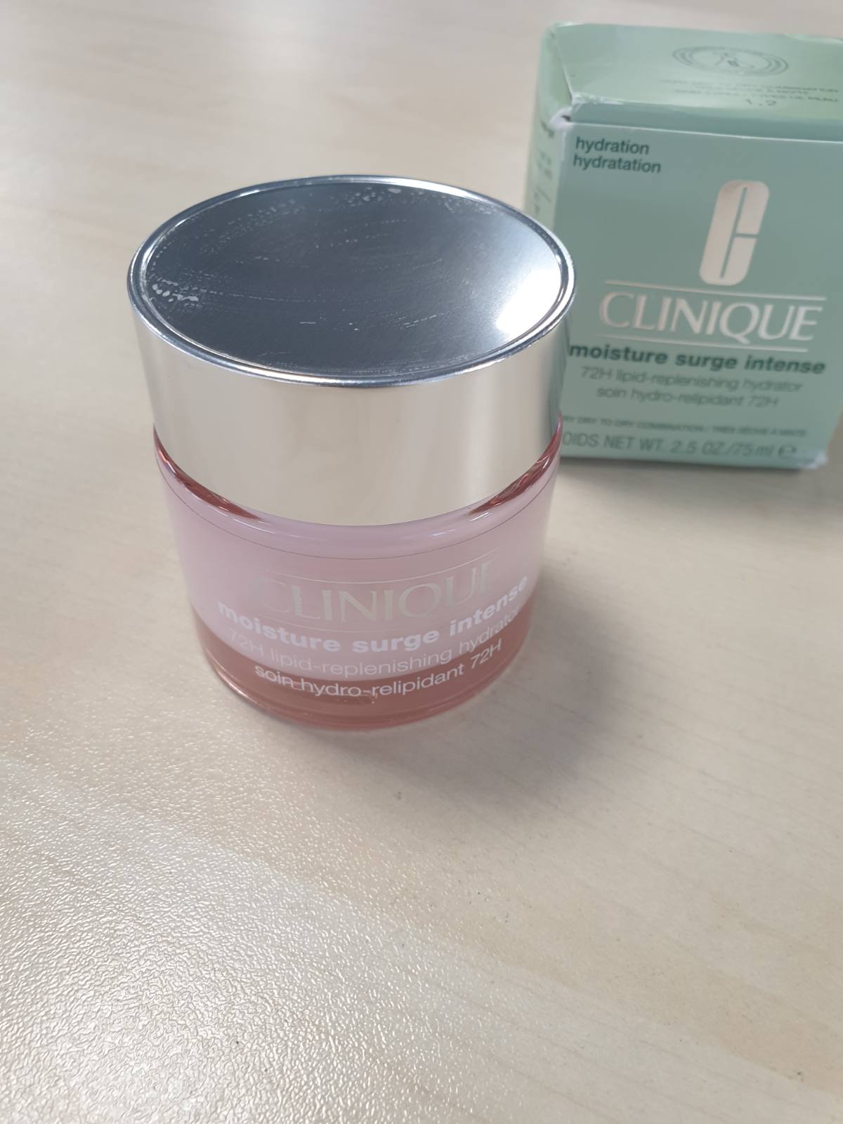 315904 - CLINIQUE Hidratues Lipidik Intens 72H, 50 ml, me acid hialuronik, ujë aloe + cica, për lëkurë të thatë deri shumë të thatë