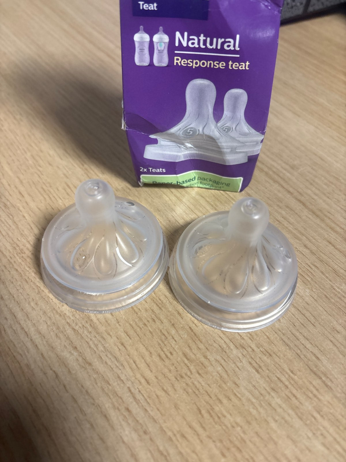 318298 - PHILIPS AVENT Thitha Natural Response – 2 thitha për shishe me shpejtësi rrjedhjeje 5, për foshnje nga 6 muaj, pa BPA (Modeli SCY965/02)