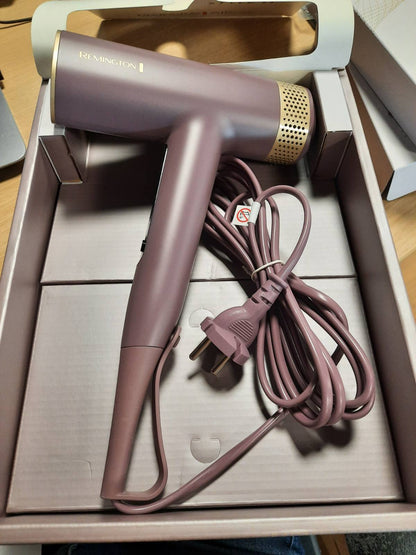 274874 - Remington Tharëse flokësh AIRvive™, motor dixhital pa furça, 110,000 rpm, 2 aksesorë: Difuzues dhe grykë stilimi, Teknologji Jonike dhe Anti-Frizz, 12 cilësime nxehtësie dhe shpejtësie, EC8930