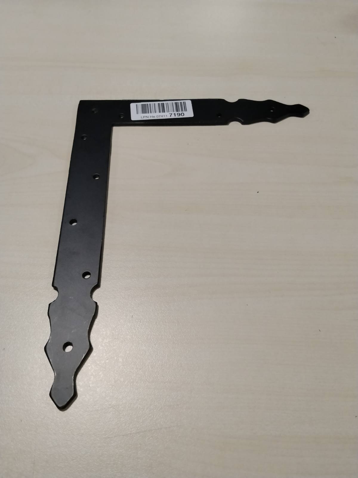 289152 - AMIG Mbështetëse Dekorative për Dorën e Majtë, 300 x 240 x 4 mm, Çelik i Zi, Stil klasik gotik