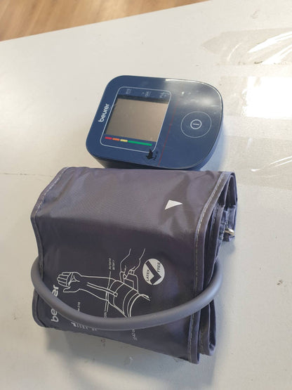 275347 - BEURER Monitor tensioni i gjakut BM 25 për krahun e sipërm, funksionim me një buton, matje e saktë, zbulim aritmie, port USB-C, manshetë, transferim të dhënash në Apple Health, ngjyra blu.