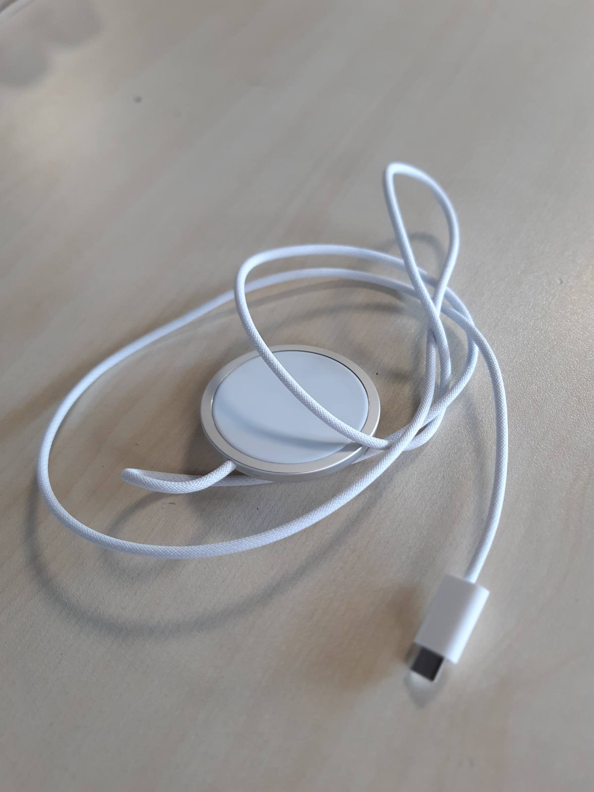 273292 - APPLE Karikues MagSafe (1 m)
