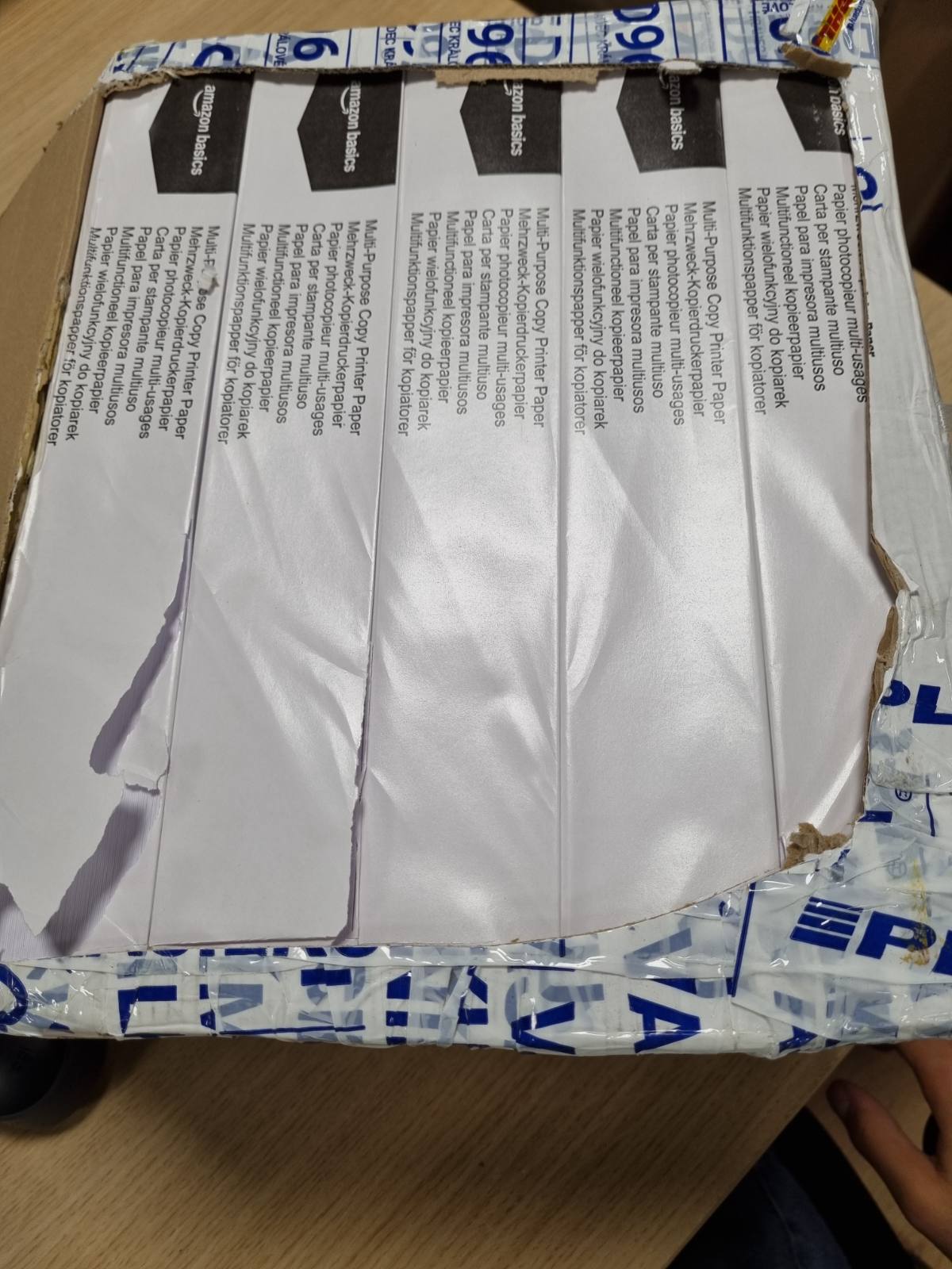 273640 - AMAZON BASICS Letër shumëpërdorimëshe për fotokopjim dhe printim, A4, 75g/m2, 2500 fletë (pako me 5), e bardhë