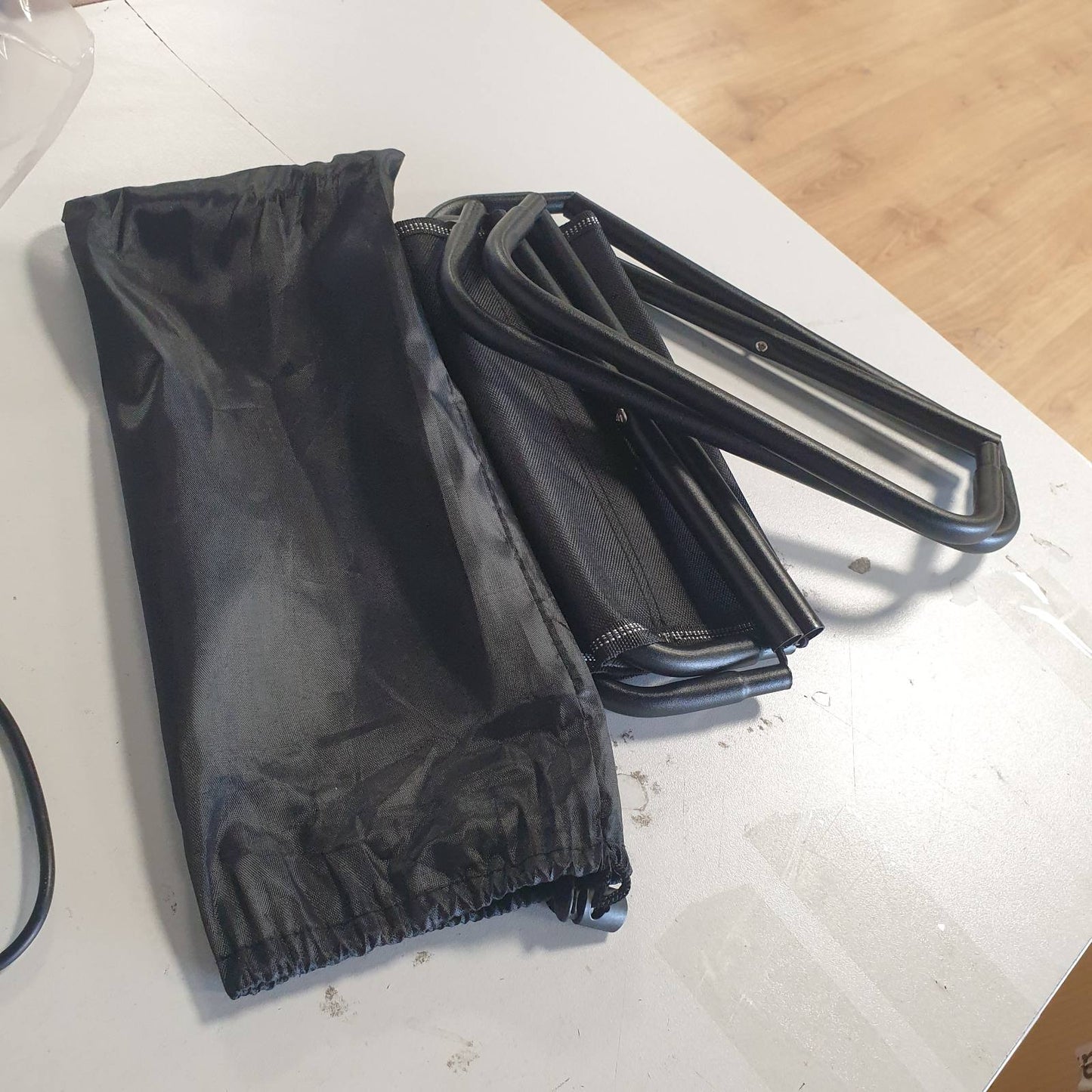 288878 - GOUYENG Stol i Palosshëm Portativ, Pako me 2 Stol Kampingu 30cm, Material: Plastikë, me Qese Ruajtjeje, për Kamping, Kopsht, Verandë, Ballkon