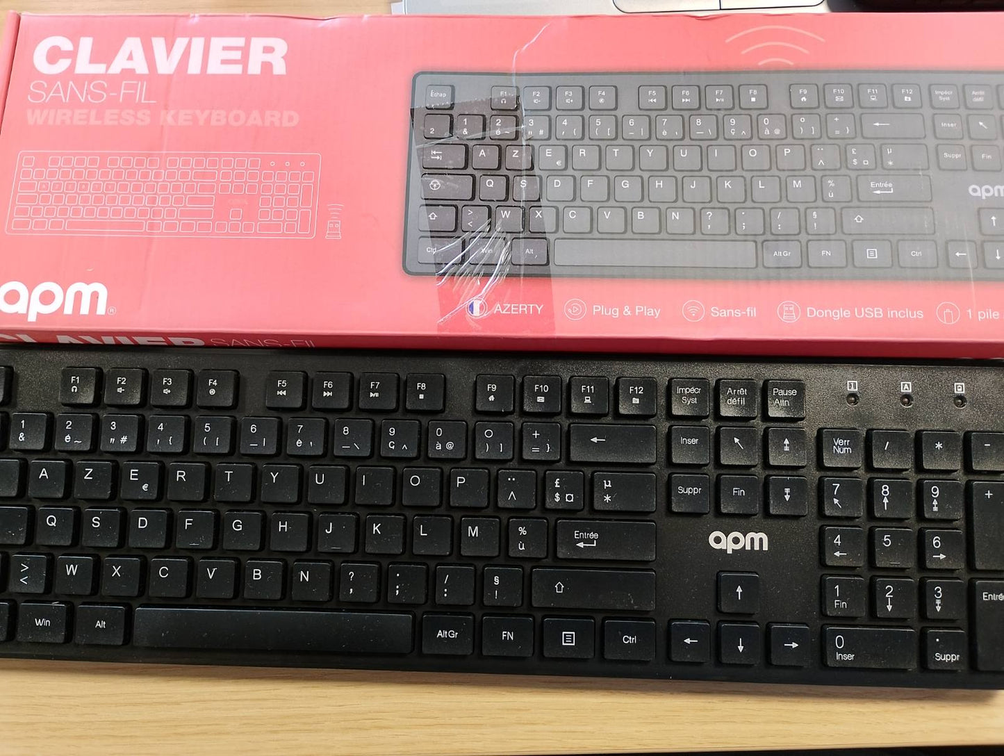 273872 - APM Tastierë pa tel, 2.4 GHz, AZERTY, 105 taste ergonomike, e pajtueshme me PC, laptop, MacOS, Windows, Linux.