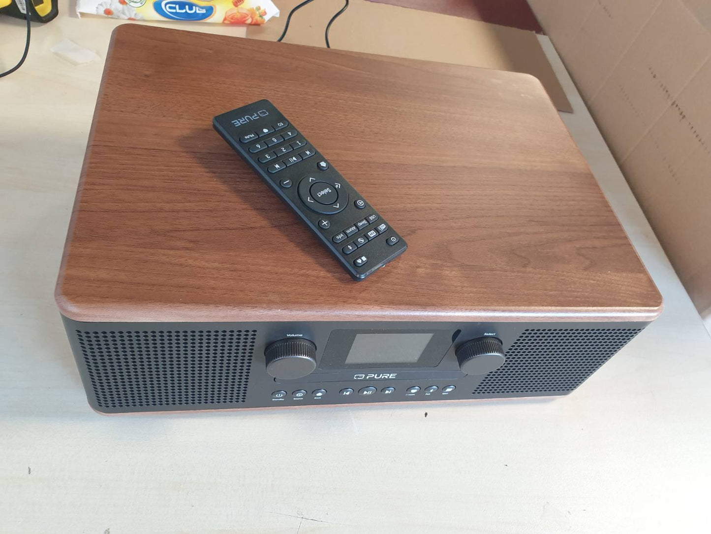 272668 - PURE KLASSIEK C-D6, Sistem muzikor (CD player, DAB+/FM, Bluetooth, AUX, USB, alarm, kohëmatës gjumi), kafe e zezë/arre