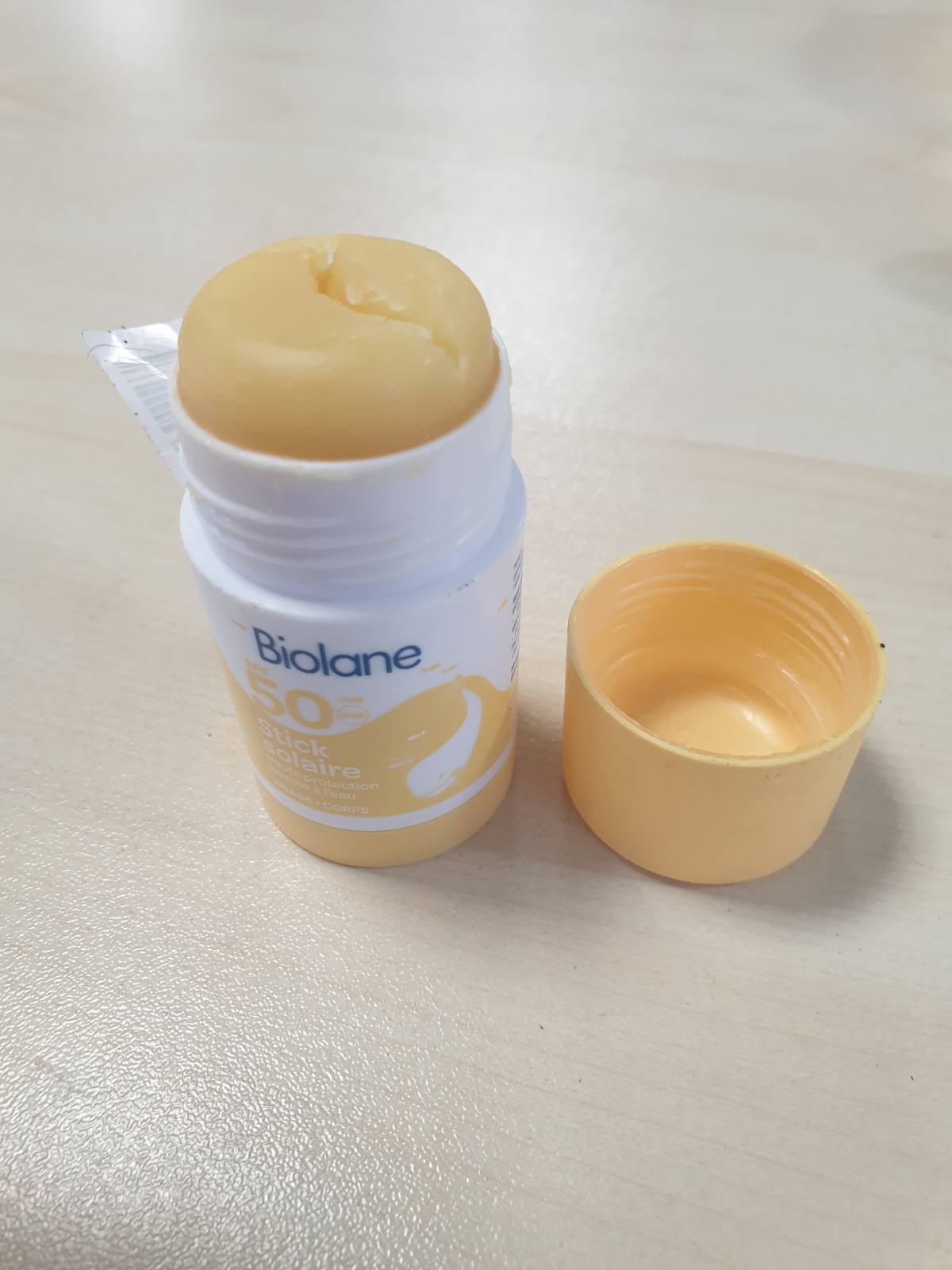 317876 - BIOLANE - Krem mbrojtës nga dielli për foshnje në shkop SPF 50 - Mbrojtje për fytyrën dhe trupin - Rezistente ndaj ujit