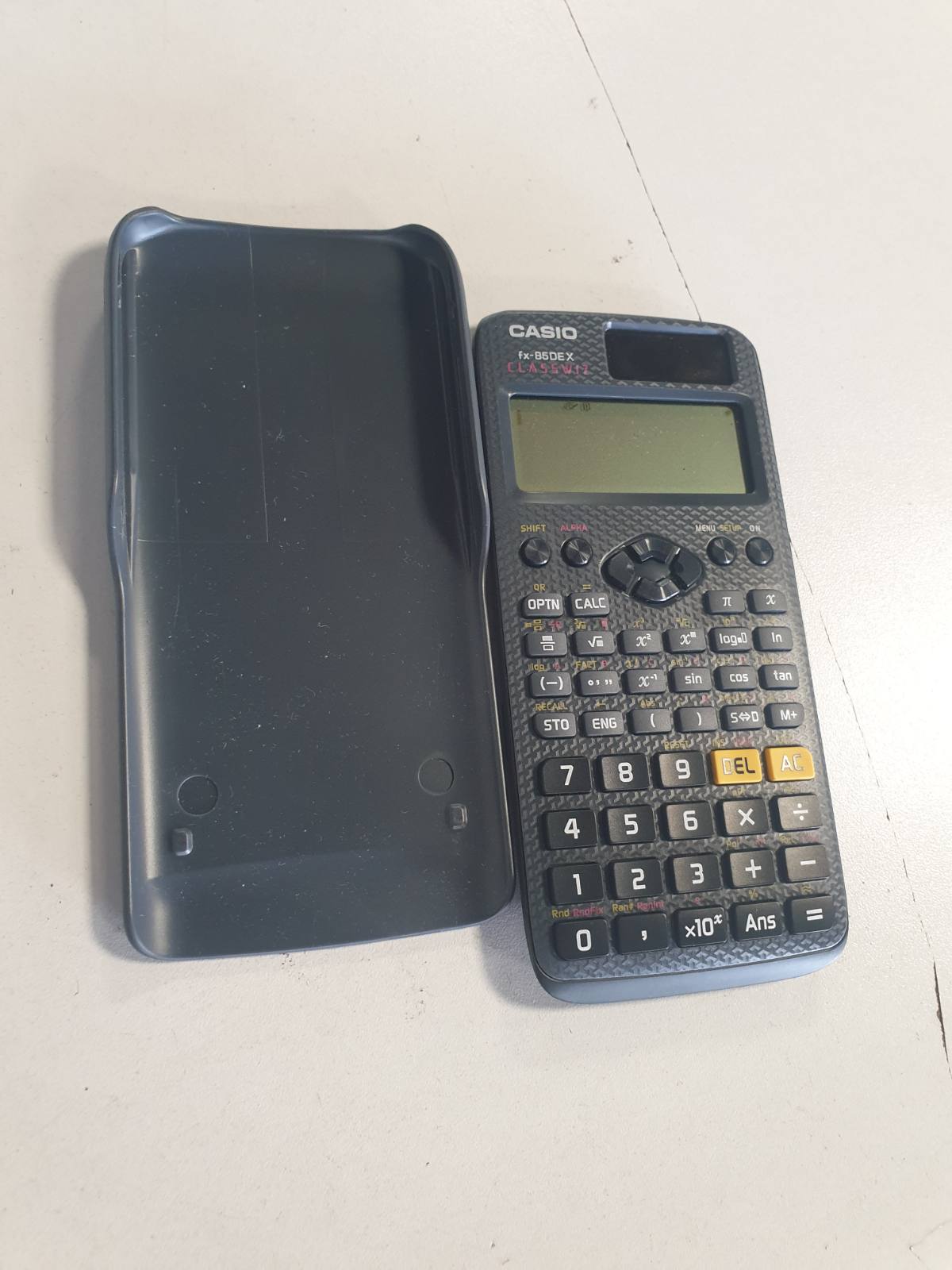 276679 - CASIO Kalkulator Teknik dhe Shkencor FX-85DE X ClassWiz, Udhëzues në gjermanisht