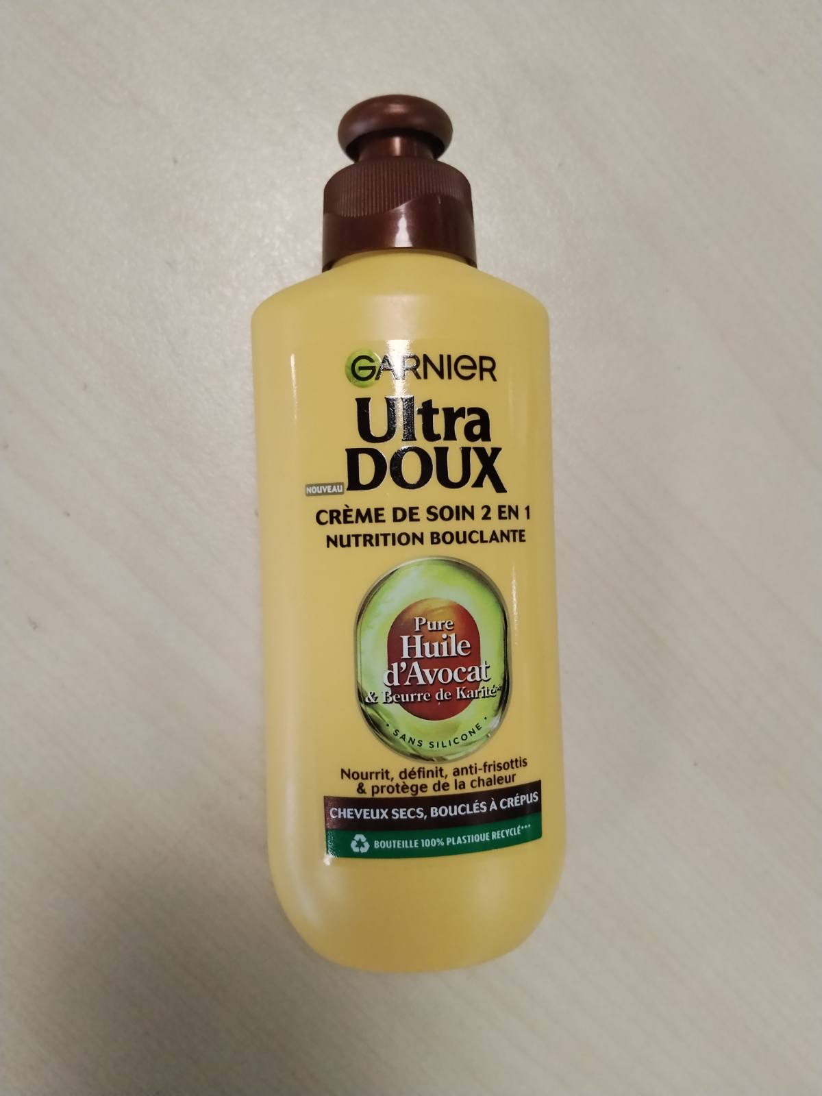 319116 - GARNIER Ultra Doux Balsam pa shpëlarje me vaj avokadoje dhe gjalpë shea, 200 ml.