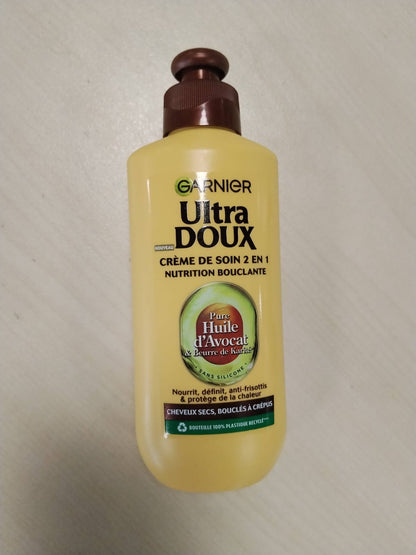 319116 - GARNIER Ultra Doux Balsam pa shpëlarje me vaj avokadoje dhe gjalpë shea, 200 ml.
