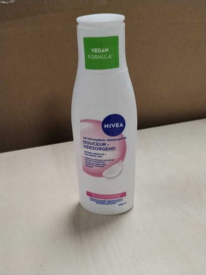 297765 - NIVEA Qumësht Pastrues i Butë për Fytyrën - Efektivitet i Ujitjes - 200 ml