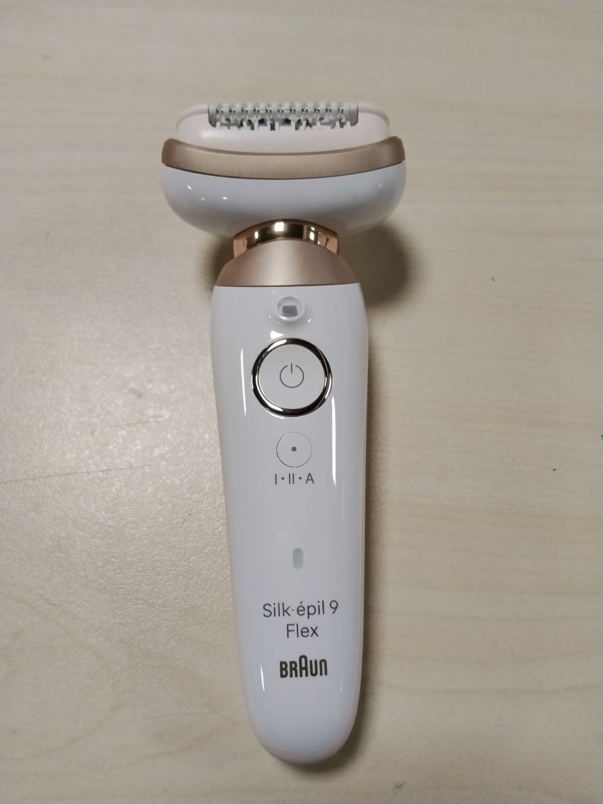 296534 - Braun Depilator elektrik për femra Silk Epil 9, 9-041 3D, i bardhë dhe i artë