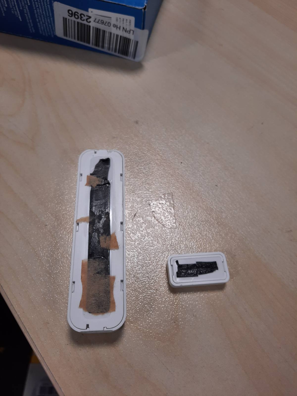 276542 - FRITZ!DECT 350 Kontakt magnetik, për shtëpi inteligjente, sensor DECT-ULE, i pajtueshëm me FRITZ!Box