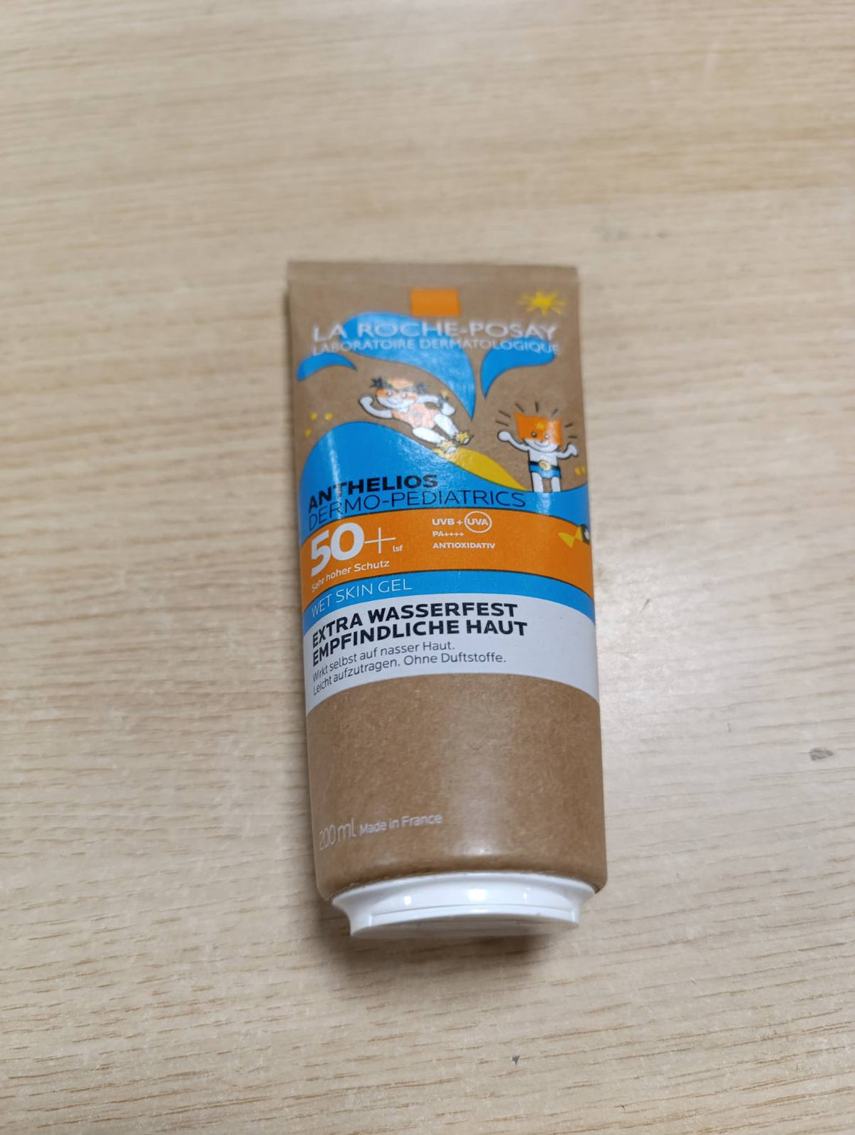 316661 - LA ROCHE-POSAY Anthelios Dermo-Pediatrics Xhel për Lëkurë të Njomur, krem kundër diellit SPF 50+, rezistent ndaj ujit, 200 ml, për lëkurë të ndjeshme të fëmijëve