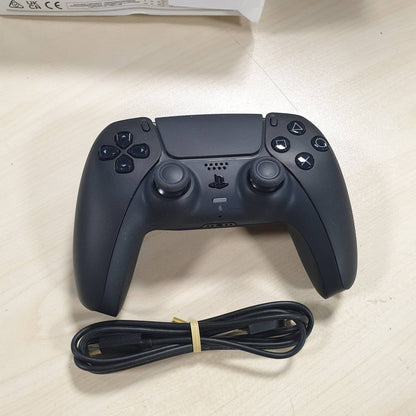 299123 - PLAYSTATION Kontrolluesi pa tel DualSense® – i zi mesnate + kabllo USB për PC