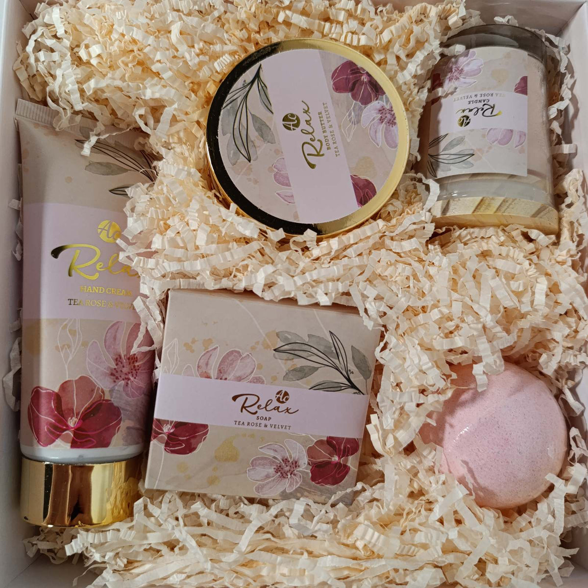 296989 - ACCENTRA Set Banjo RELAX, 100 ml gjalpë trupi, 100 g sapun, 90 ml krem duarsh, 80 g bombë banjoje, kuti dhuratë