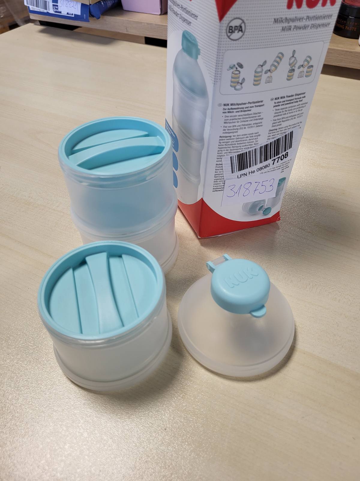 318753 - NUK Dispensues pluhuri qumështi, Pa BPA, 3 copë, ngjyrë benzine