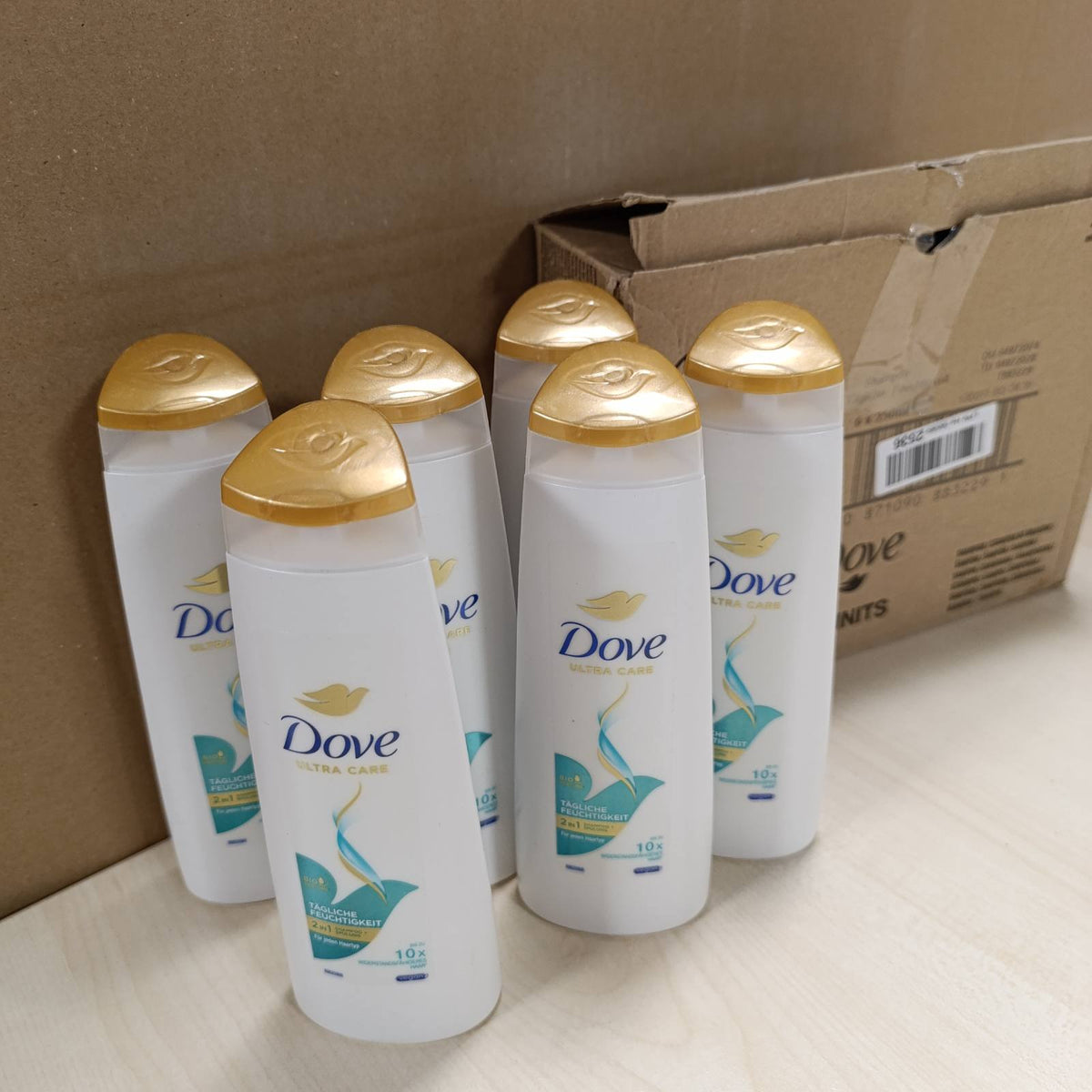 317088 - DOVE Shampo dhe Balsam 2-në-1, 250 ml, Kujdes Intensiv Hidratues, 6 Copë
