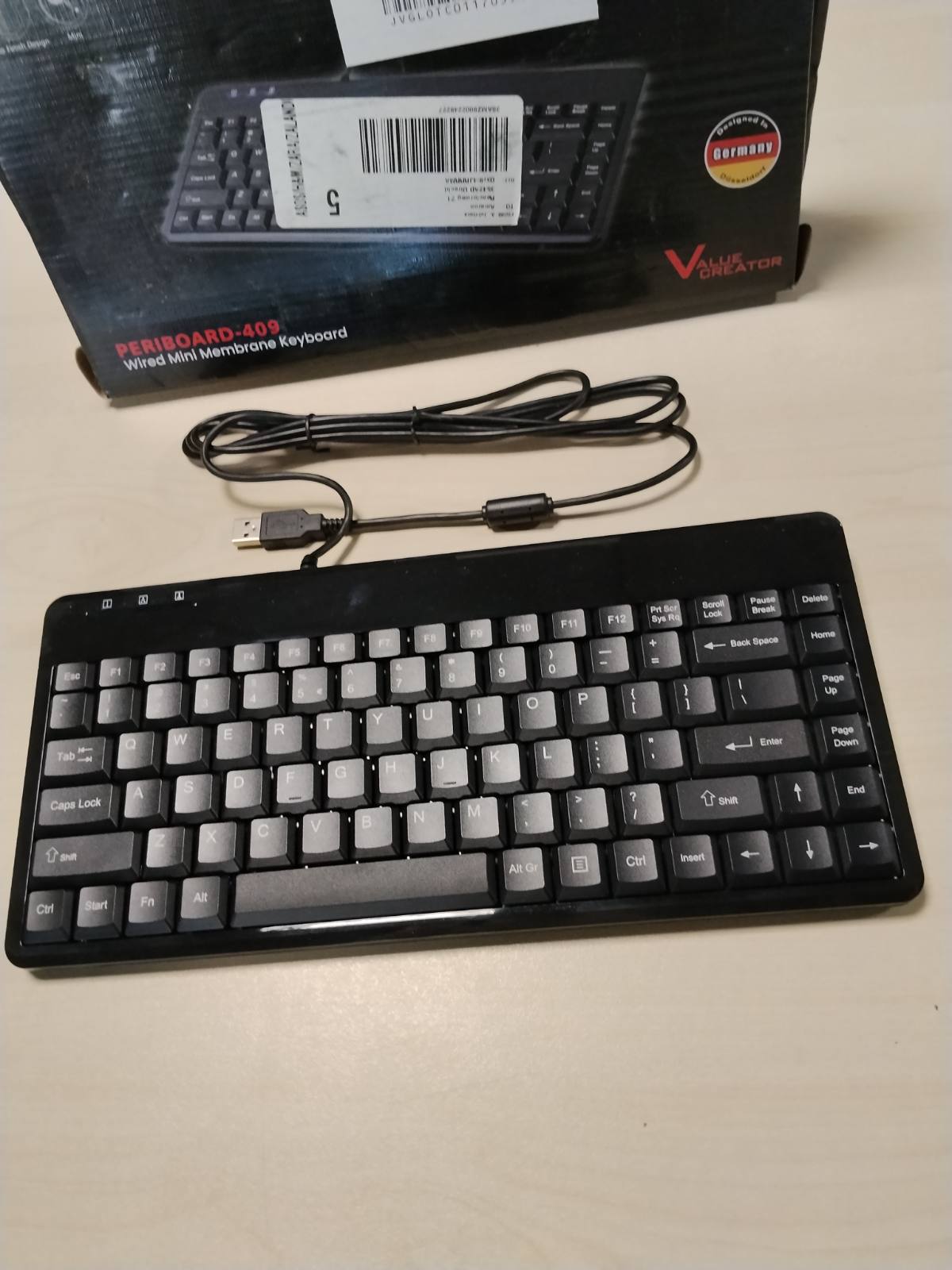 310047 - PERIXX Mini-tastierë USB me kabllo PERIBOARD-409H, 2 shpërndarës USB, e zezë