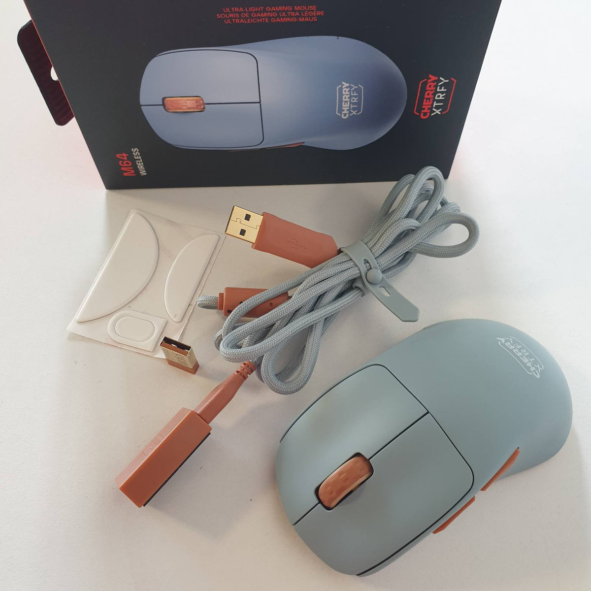 305332 - CHERRY Maus pa tel për lojëra XTRFY M64, Ultra i lehtë, Blu