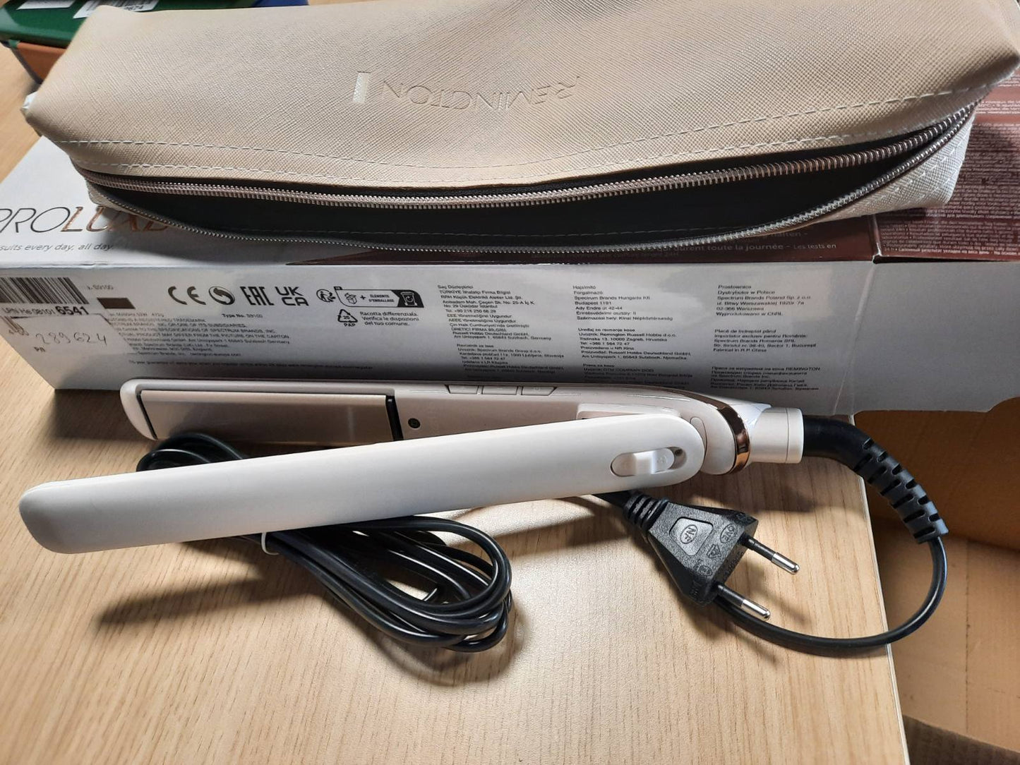 289624 - REMINGTON Pjastër Flokësh PROluxe | Teknologjia OPTIheat | Ekran LCD | 150-230°C | Pjastër Flokësh S9100