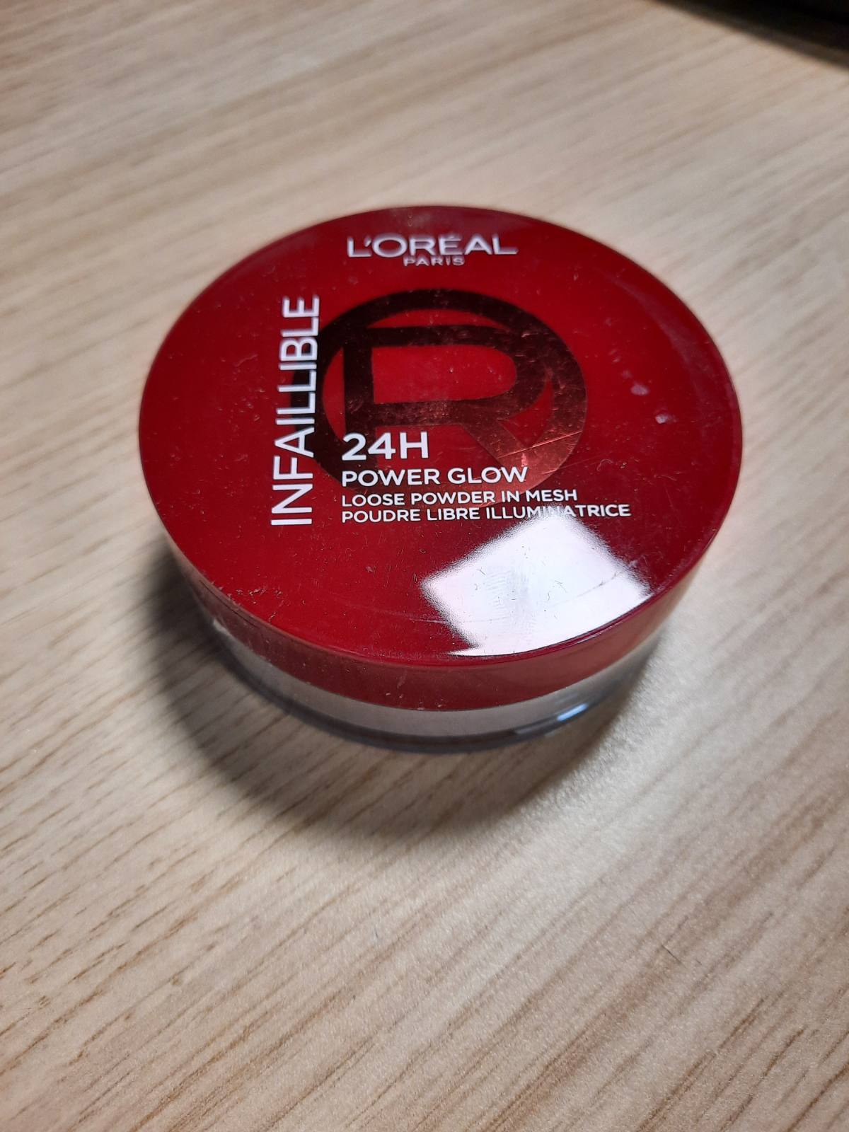 290143 - L'ORÉAL PARIS Pudër e lirshme Infallible 24H Power Glow, Universal, formulë hidratuese, 10g