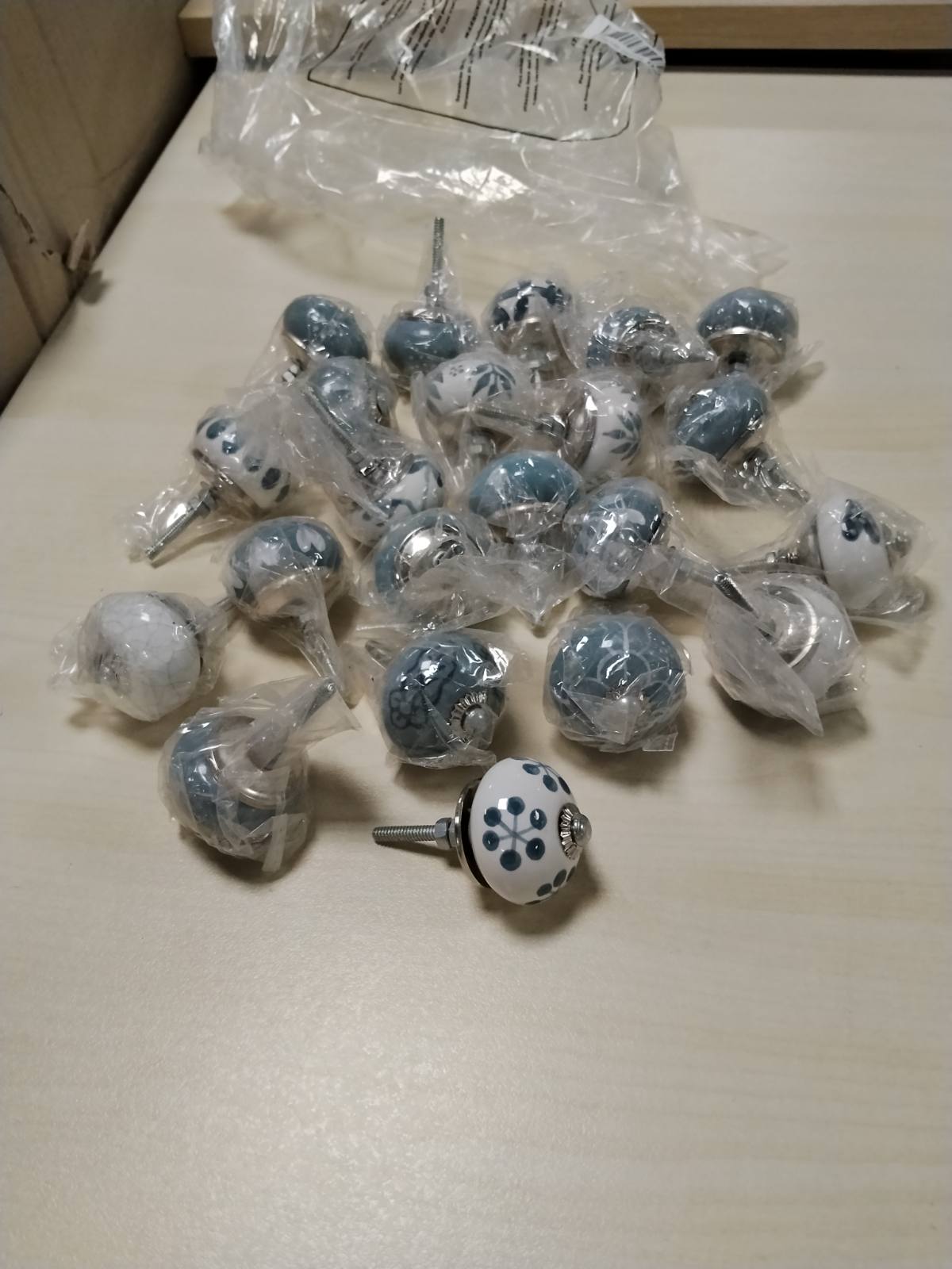 313514 - CRAFT TRADE Dorezë Dollapi Dere Gri, Doreza Qeramike Antike Boho, 25 copë