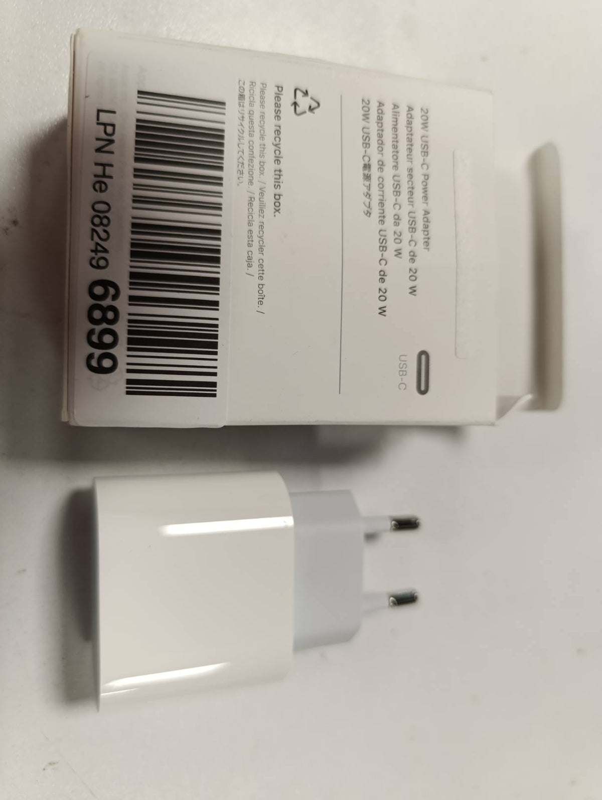 310105 - Apple Adaptor energjie 20W USB‑C (2025)