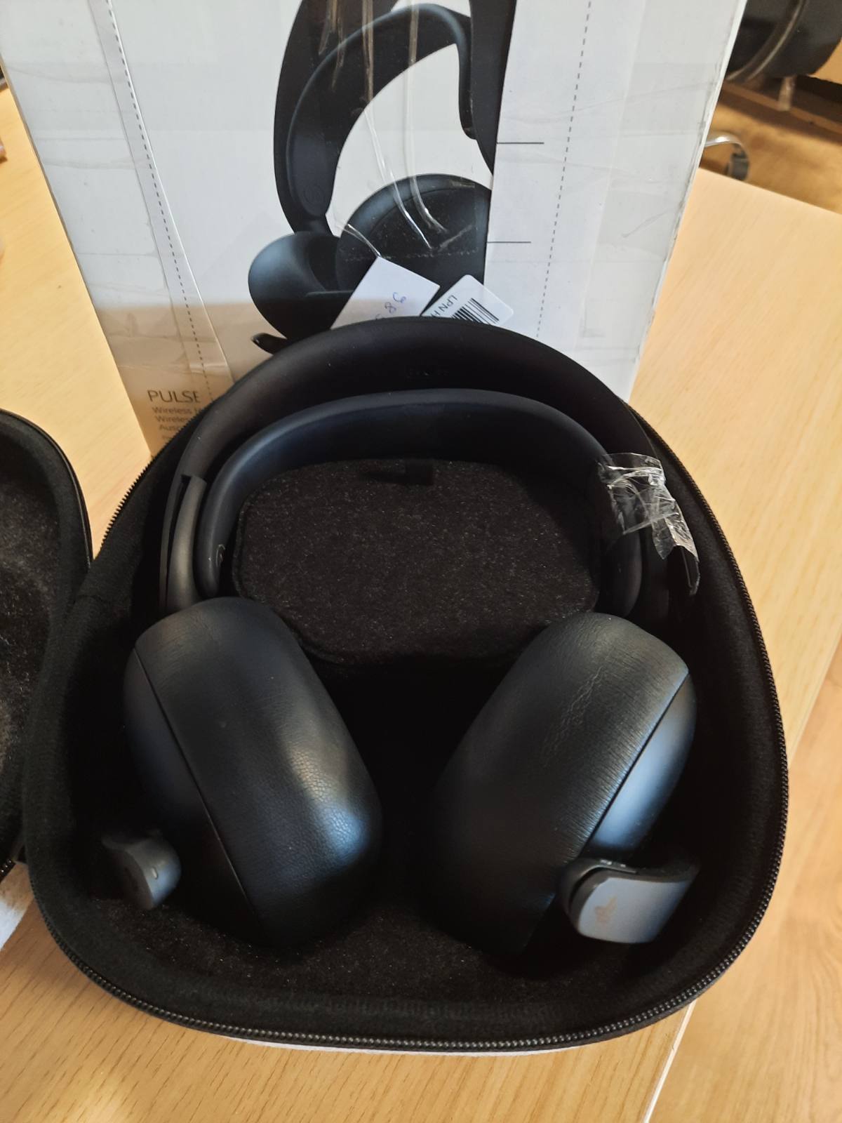 308586 - SONY Kufje pa tel Pulse Elite, Ngjyrë e Zezë, Pesha: 0.25 kg, Bluetooth, Autonomia e Baterisë: deri në 12 orë