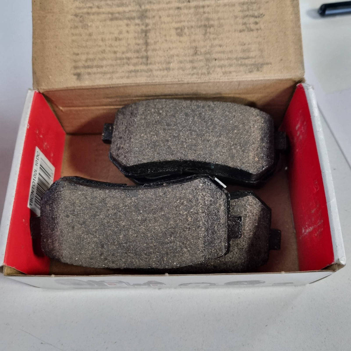 322397 - FERODO Set Mbrojtësve të Frenave të Pasme FDB4235 me Tregues Konsumimi, Kompatibël me HYUNDAI i20 PB, PBT i30 FD, i20 Hatchback GB, IB i30 CW FD