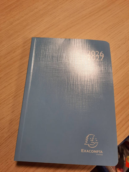309333 - Exacompta Planifikues Ditor Soft Harmony 12x17cm, Gusht 2026 deri në Korrik 2027, Blu