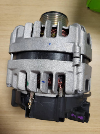 322200 - VALEO - 439701 - Gjenerator - Rryma e karikimit [A]: 150 - Numri i brinjëve: 6 - Diametri i rrotullës [mm]: 54 - Tensioni [V]: 14 - Drejtimi i rrotullimit: NË DREJTIM TË ORËS