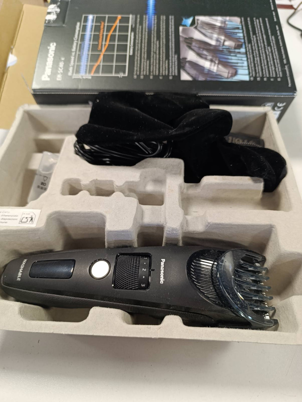 307141 - PANASONIC Makinë prerëse flokësh ER-SC40K803 për burra, portative, pa tel, e papërshkueshme nga uji, 20 cilësime gjatësie, 1 aksesor, e zezë
