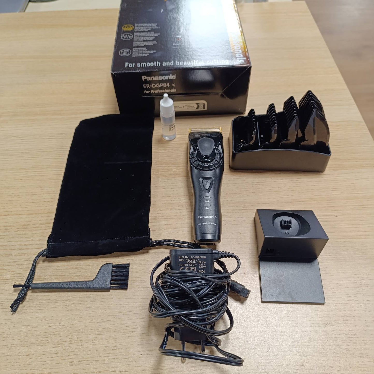 289411 - PANASONIC Prerëse flokësh të zezë ER-DGP84