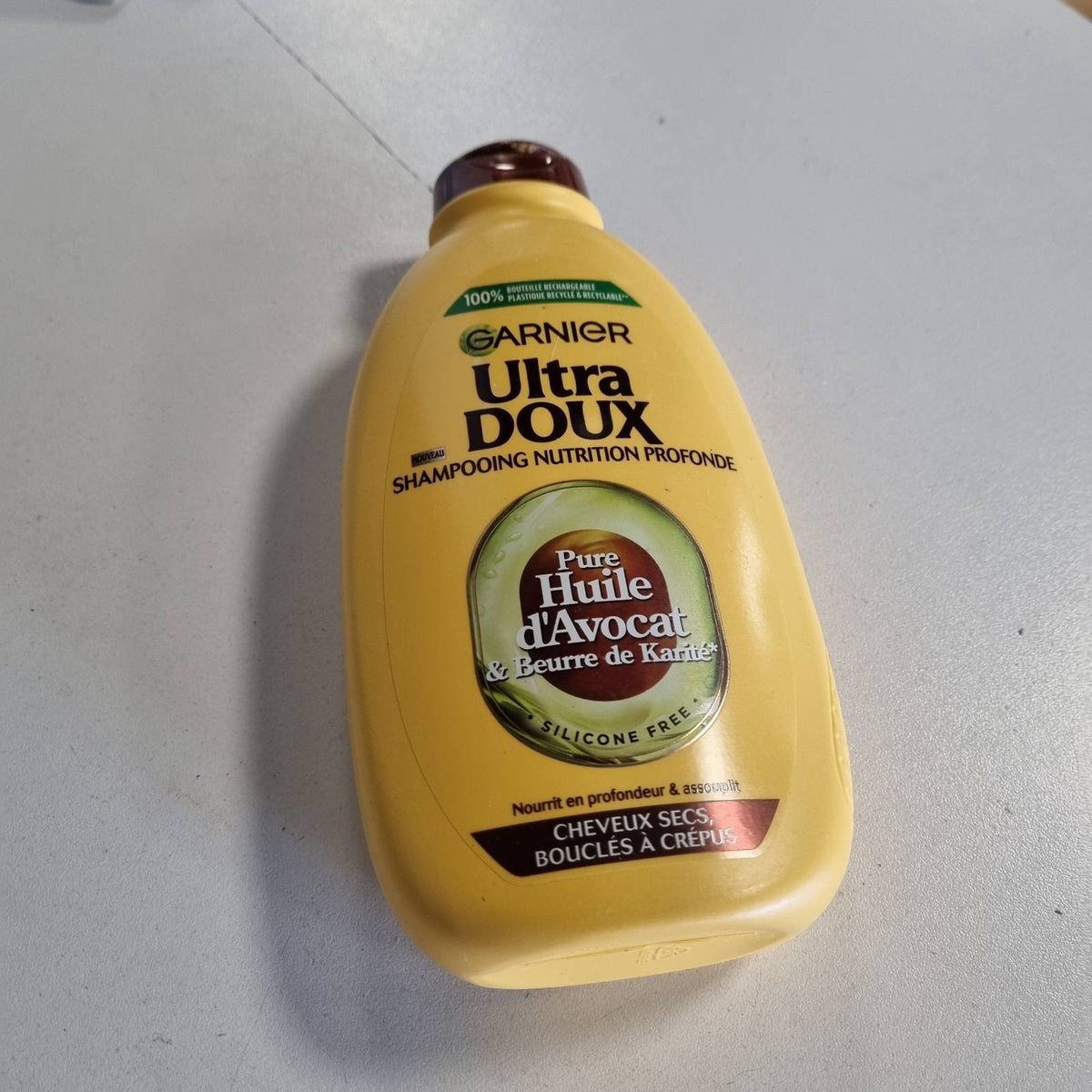 304042 - GARNIER Ultra Doux Shampo për flokë të thatë, kaçurrela deri të çrregullta, Me vaj avokadoje dhe gjalpë shea, 400 ml.